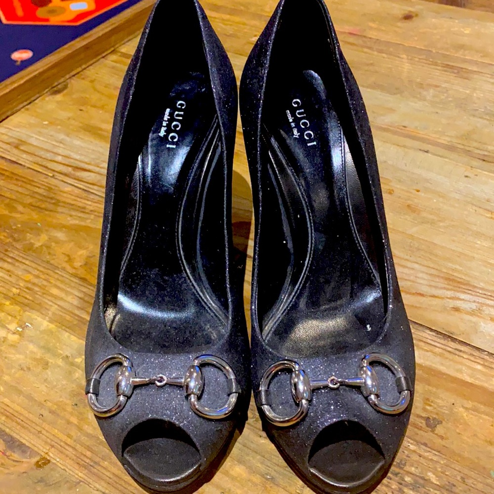 Sparkly Gucci sandals size 37.5